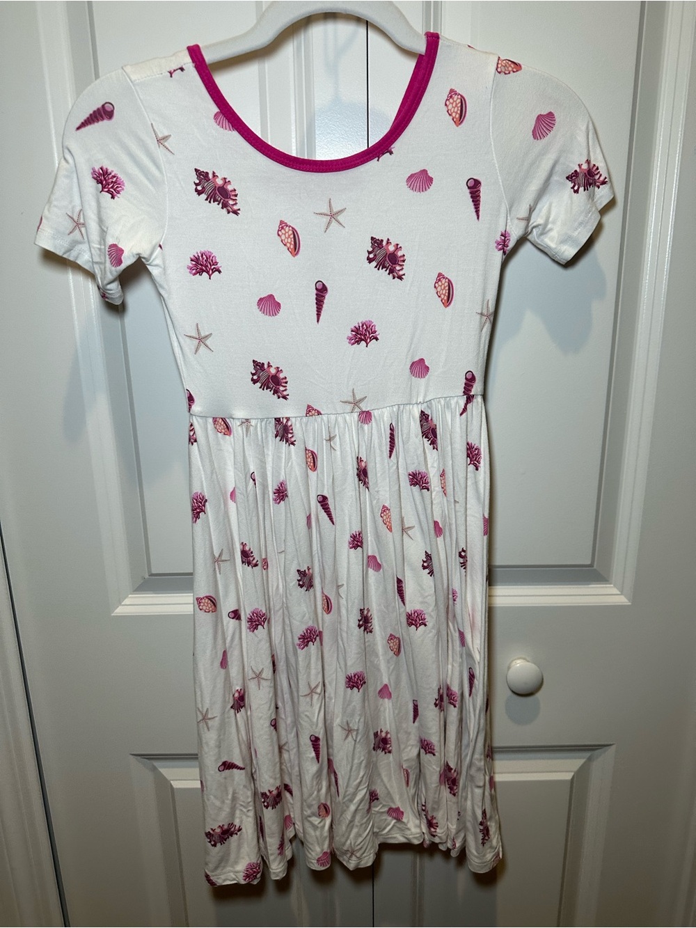 Kyte BABY Bamboo White Dress with Pink Seashell Print and Magenta Trim Size 7